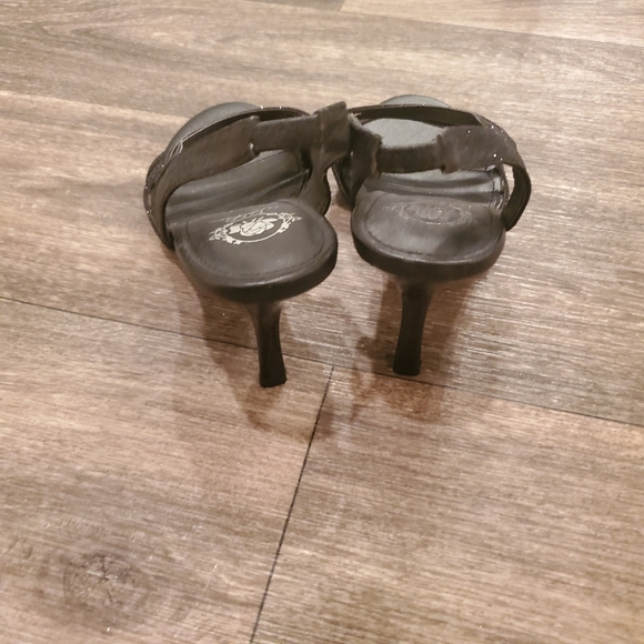 Strappy Mid Heel Sandal (black metallic) NWT and box - Picture 5 of 6